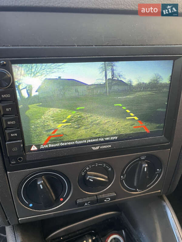 Седан Volkswagen Bora 2003 в Болехове