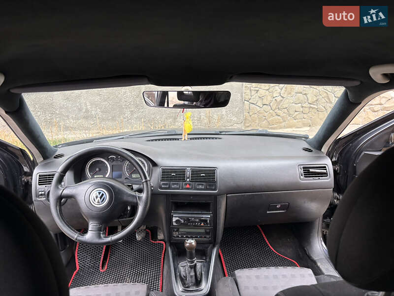 Седан Volkswagen Bora 2001 в Славянске