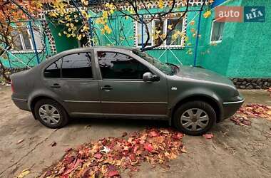 Седан Volkswagen Bora 2001 в Рені