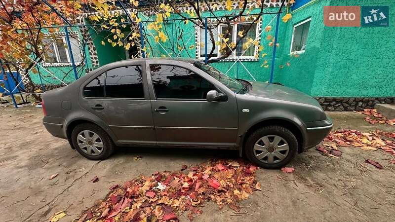 Volkswagen Bora 2001