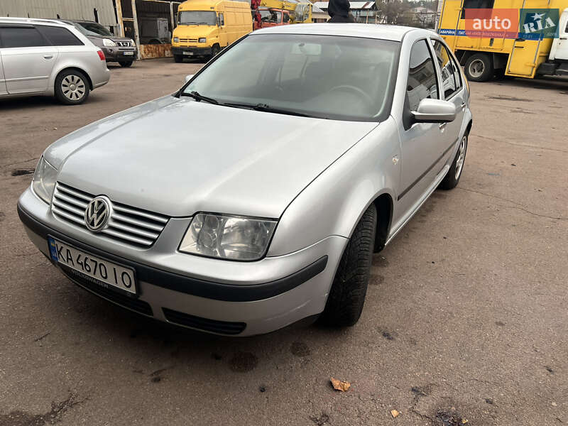 Седан Volkswagen Bora 2003 в Киеве фото 15 Седан Volkswagen Bora 2003 в Киеве