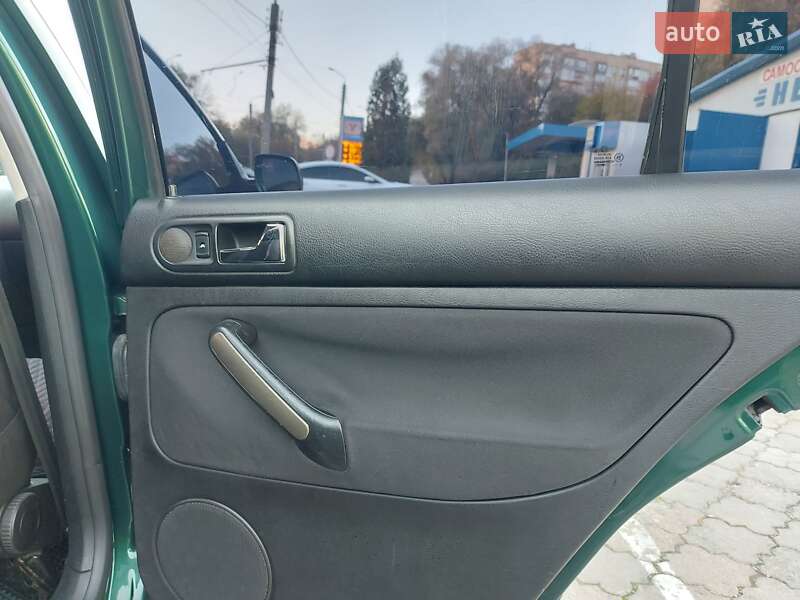 Седан Volkswagen Bora 2003 в Черновцах фото 25 Седан Volkswagen Bora 2003 в Черновцах