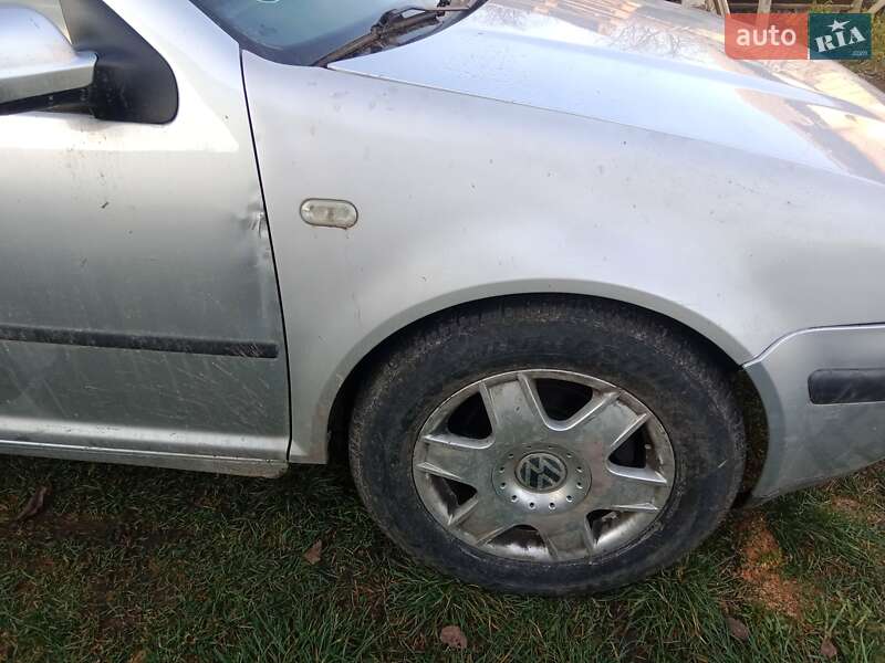 Седан Volkswagen Bora 2000 в Іванкові