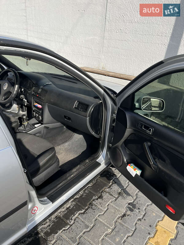 Седан Volkswagen Bora 2002 в Николаеве