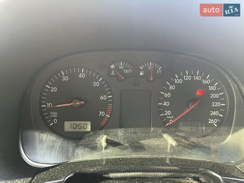 Седан Volkswagen Bora 2002 в Николаеве