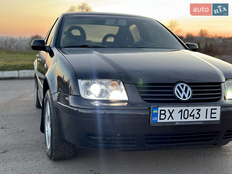 Седан Volkswagen Bora 2001 в Хмельницком