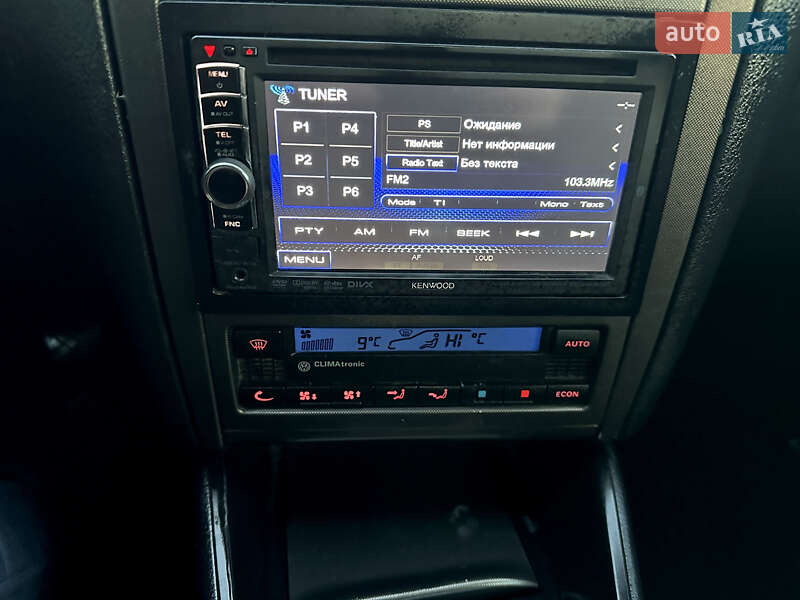 Седан Volkswagen Bora 2001 в Хмельницком