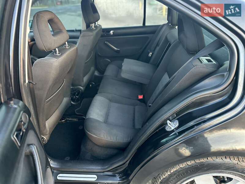 Седан Volkswagen Bora 2001 в Хмельницком