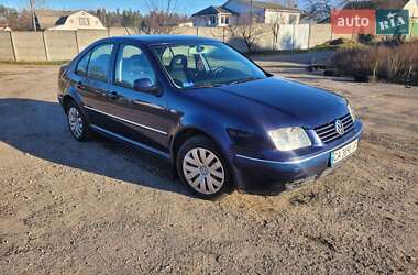Седан Volkswagen Bora 2002 в Черкасах