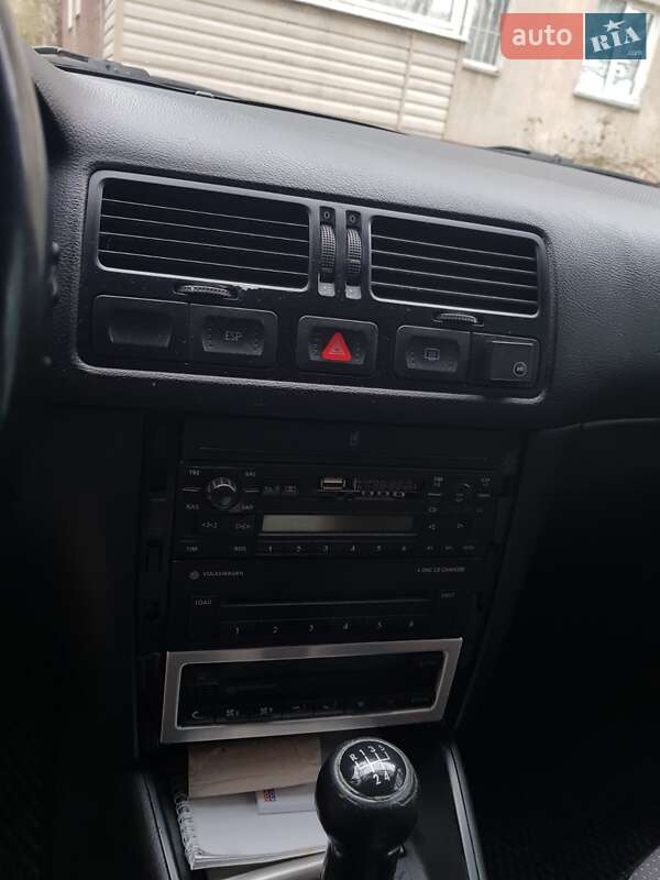 Универсал Volkswagen Bora 2001 в Чернигове