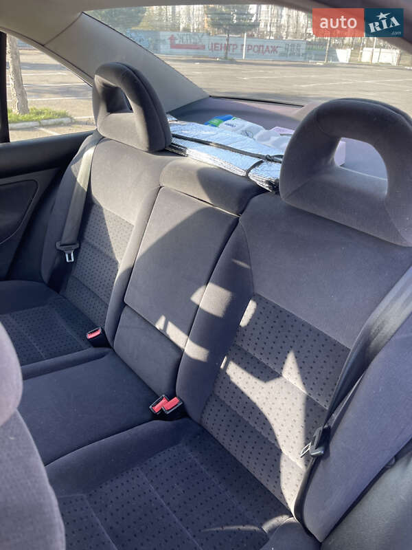 Седан Volkswagen Bora 2000 в Николаеве