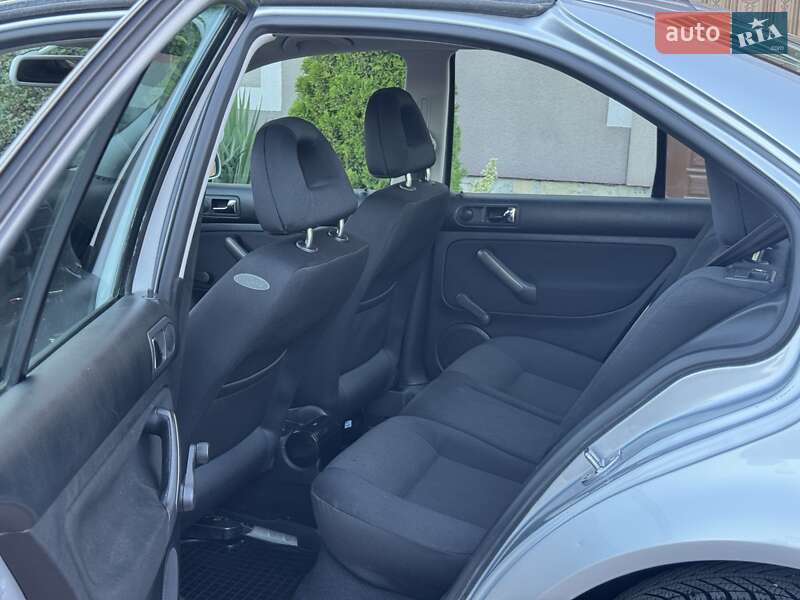 Седан Volkswagen Bora 2000 в Стрые