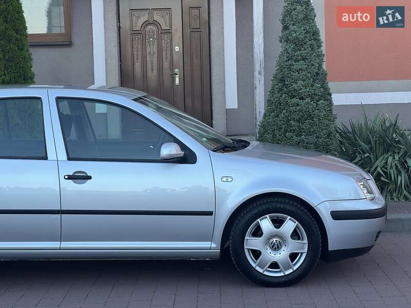 Седан Volkswagen Bora 2000 в Стрые