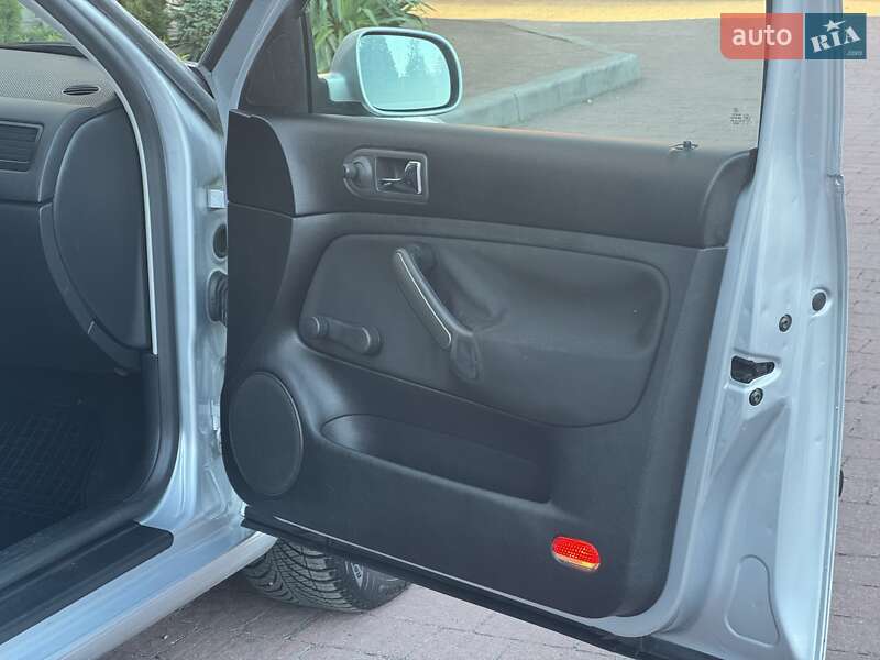 Седан Volkswagen Bora 2000 в Стрые