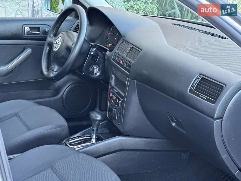 Седан Volkswagen Bora 2000 в Стрые