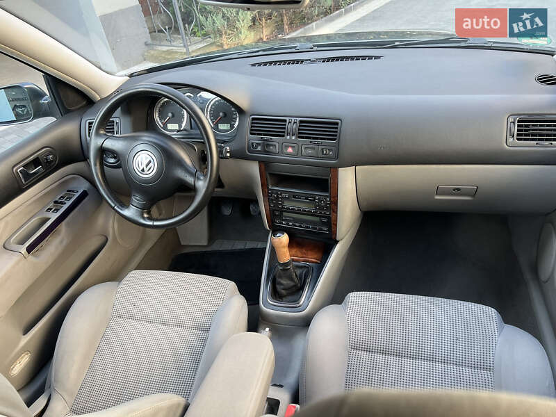 Универсал Volkswagen Bora 2000 в Вижнице