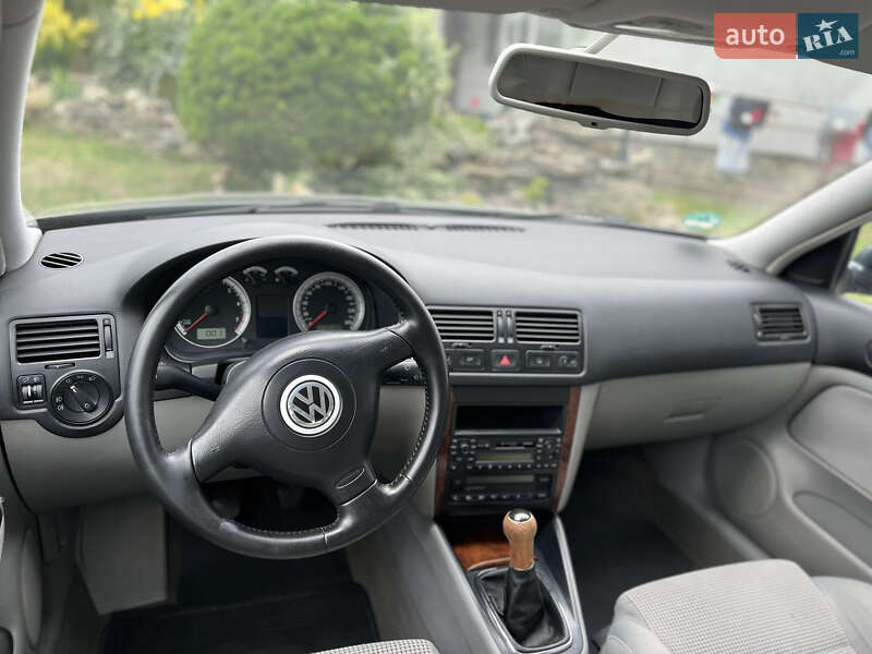 Универсал Volkswagen Bora 2000 в Вижнице