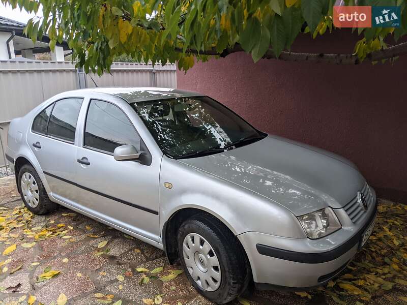 Volkswagen Bora 2002