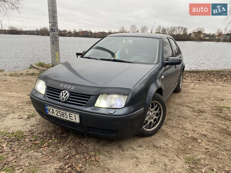 Volkswagen Bora 2000