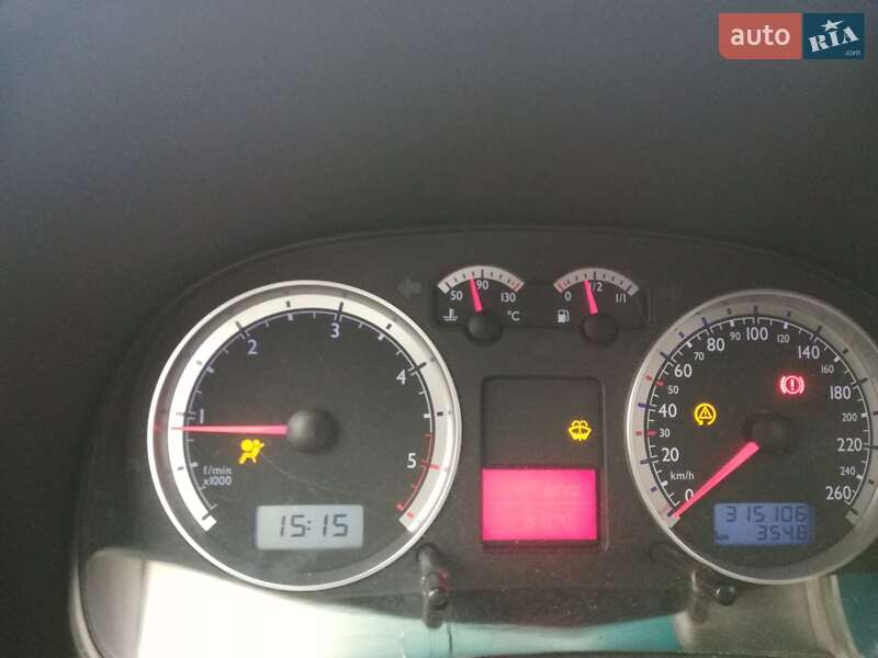 Универсал Volkswagen Bora 2000 в Киеве