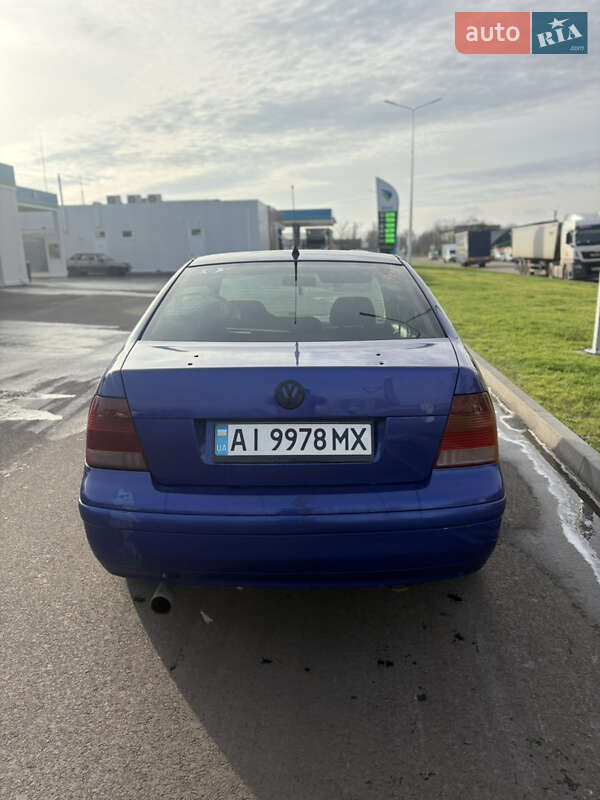 Седан Volkswagen Bora 1999 в Шостке