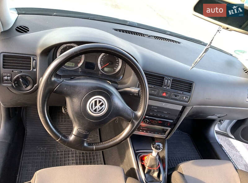 Универсал Volkswagen Bora 2000 в Киеве