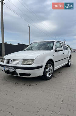 Седан Volkswagen Bora 2000 в Самборі