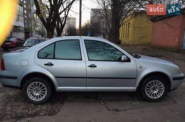 Седан Volkswagen Bora 2003 в Чернигове