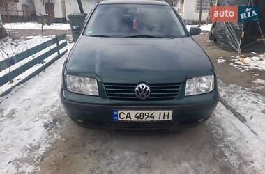 Седан Volkswagen Bora 2005 в Смілі