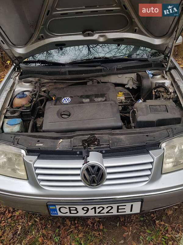 Універсал Volkswagen Bora 2001 в Чернігові