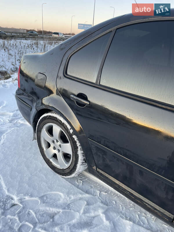 Седан Volkswagen Bora 1999 в Львові