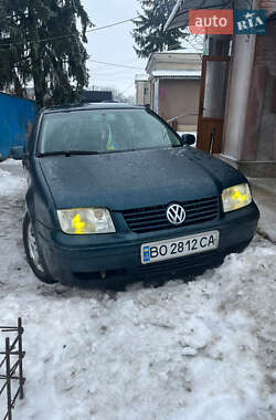 Седан Volkswagen Bora 2003 в Борщеве