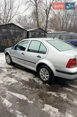 Седан Volkswagen Bora 2001 в Черкассах