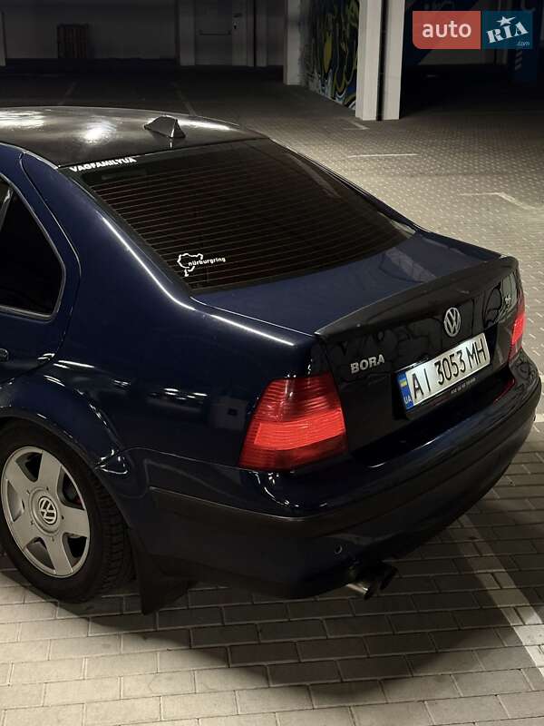 Седан Volkswagen Bora 2000 в Киеве