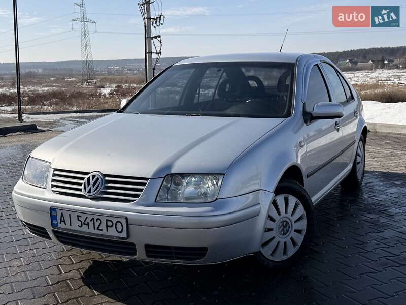 Volkswagen Bora 2001