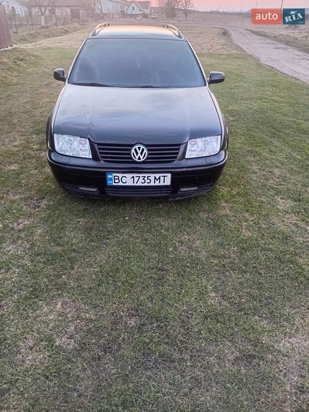Универсал Volkswagen Bora 2001 в Городке