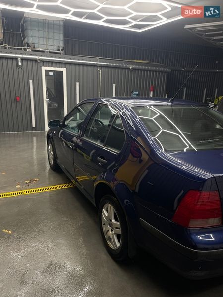 Седан Volkswagen Bora 2001 в Ирпене