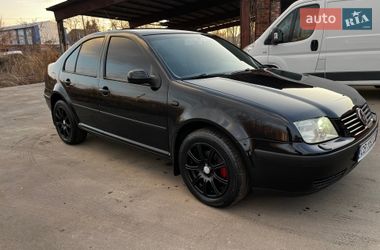 Седан Volkswagen Bora 2005 в Чернигове