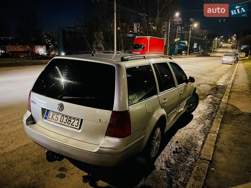 Универсал Volkswagen Bora 2001 в Ровно
