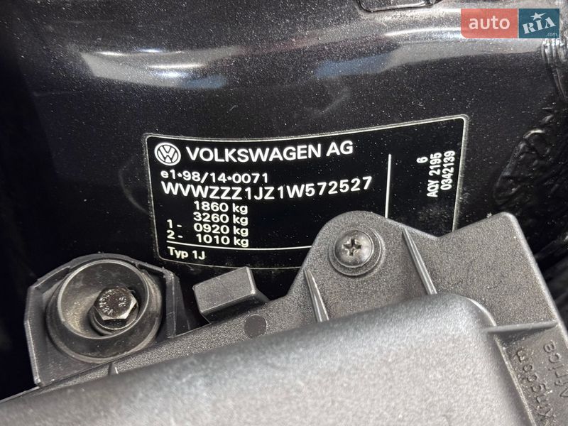 Универсал Volkswagen Bora 2001 в Стрые