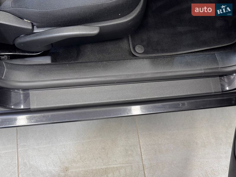 Универсал Volkswagen Bora 2001 в Стрые