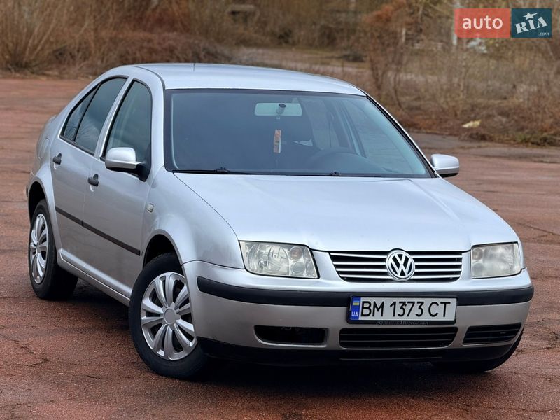 Седан Volkswagen Bora 2004 в Мене