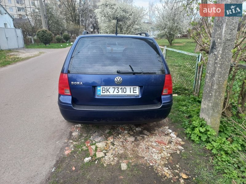 Универсал Volkswagen Bora 2001 в Ровно