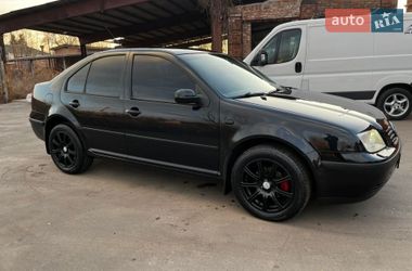 Седан Volkswagen Bora 2005 в Чернигове