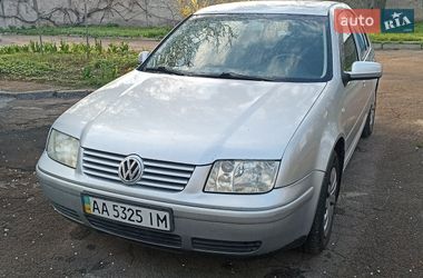 Седан Volkswagen Bora 2002 в Києві