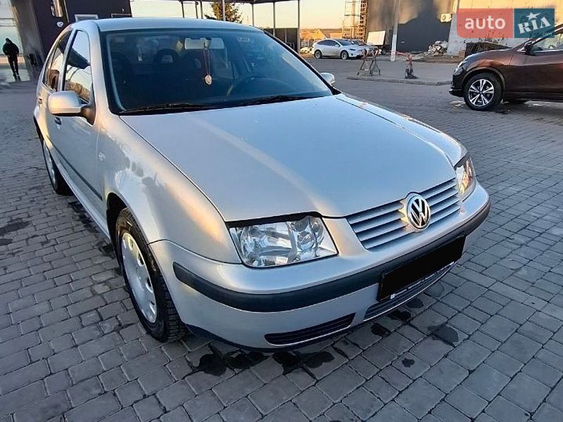 Volkswagen Bora 2000