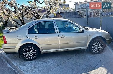 Седан Volkswagen Bora 2002 в Гайсине