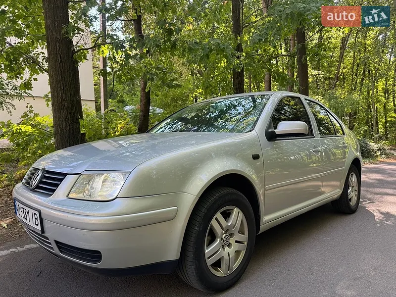 Volkswagen Bora 2000