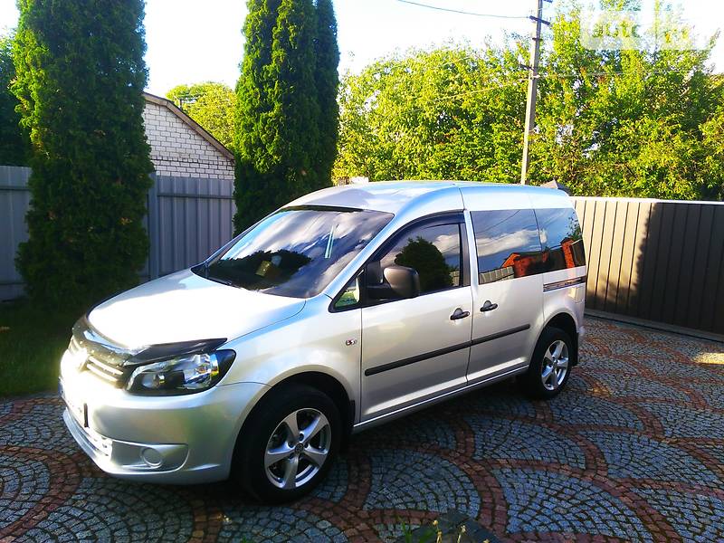Volkswagen Caddy 2013 года