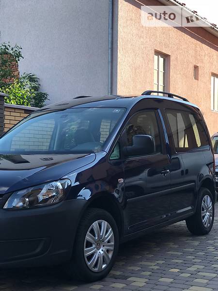 Volkswagen Caddy 2014 года